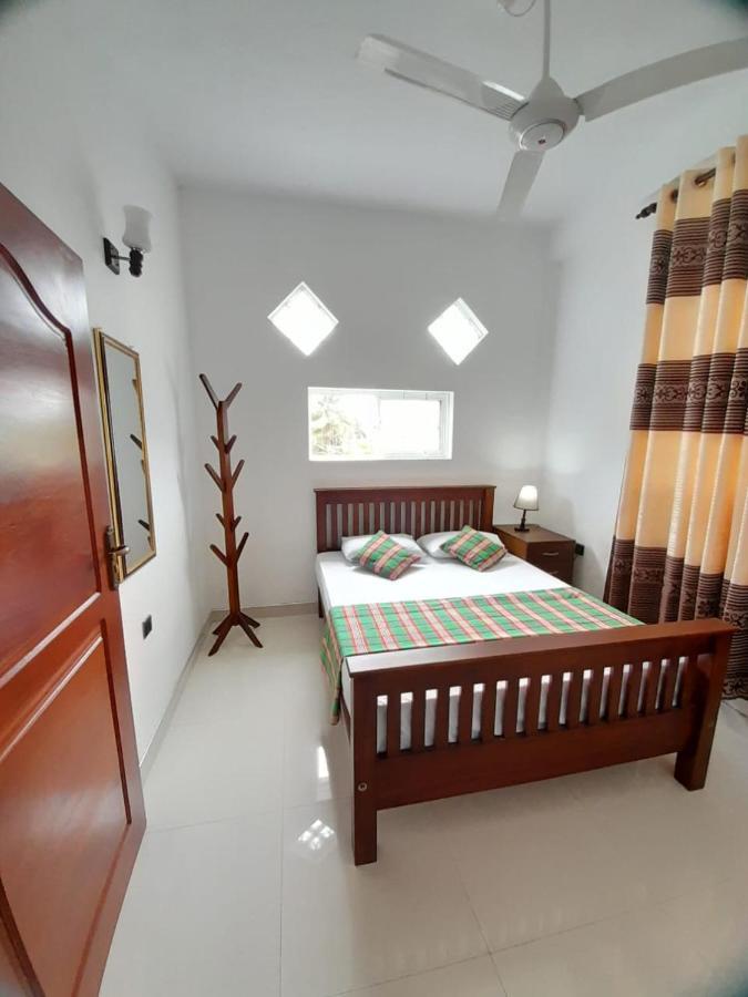 Jasmine Apartments Negombo Luaran gambar