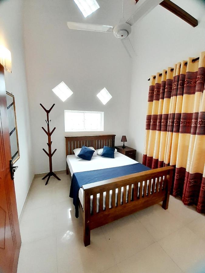 Jasmine Apartments Negombo Luaran gambar