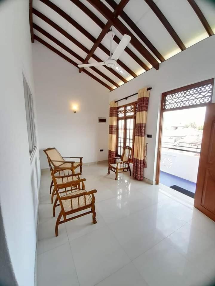 Jasmine Apartments Negombo Luaran gambar