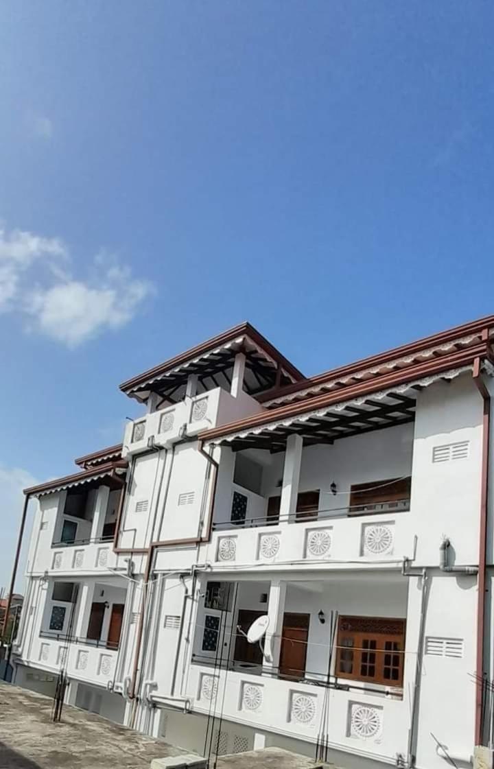 Jasmine Apartments Negombo Luaran gambar