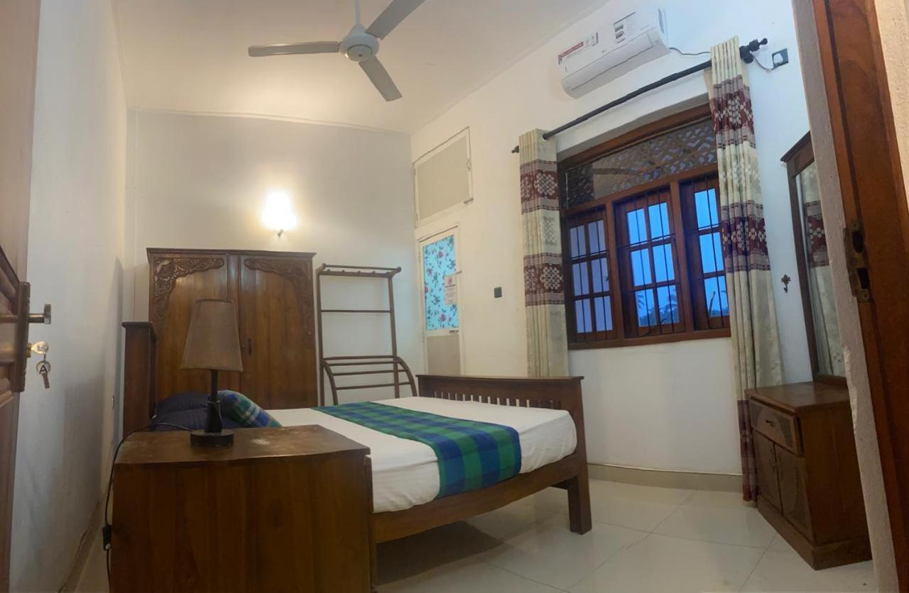 Jasmine Apartments Negombo Luaran gambar